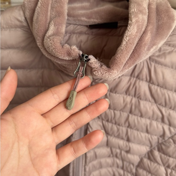 Jacket - Picture 4 of 5